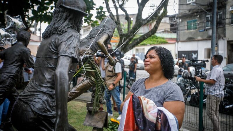 Tragédia na Escola Tasso da Silveira: Reflexões sobre Segurança e Educação no Brasil